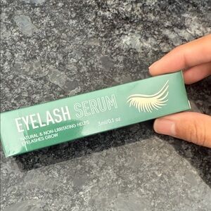 Natural Green Eyelash Serum